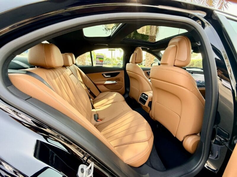 Mercedes-Benz E200 AMG 2026