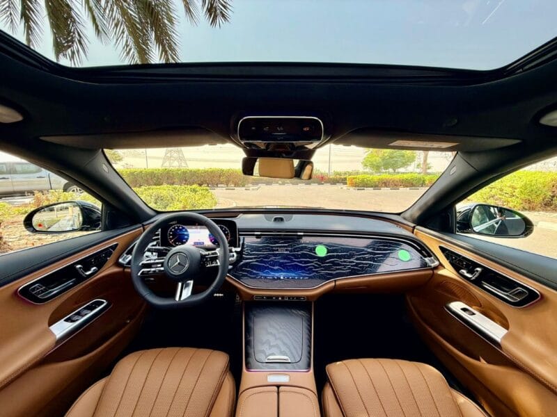 Mercedes-Benz E200 AMG 2026