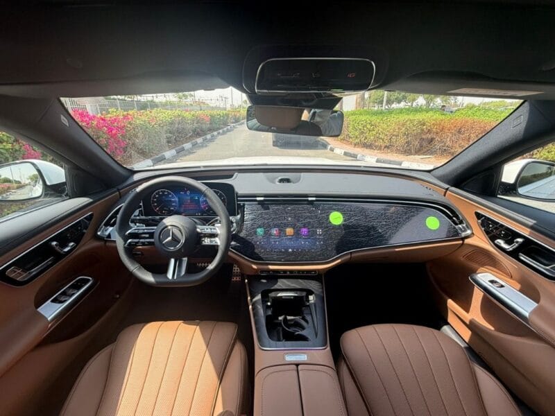 Mercedes-Benz E200 AMG 2026