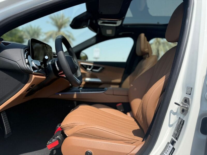 Mercedes-Benz E200 AMG 2026