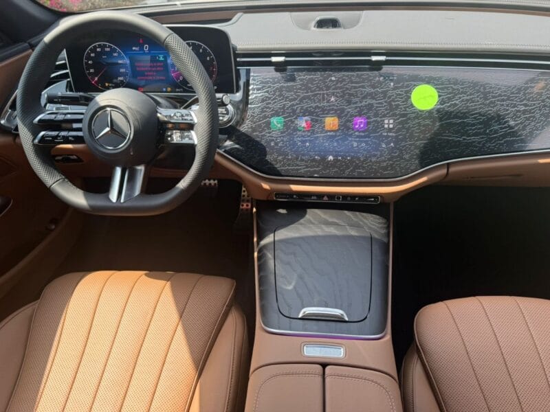 Mercedes-Benz E200 AMG 2026