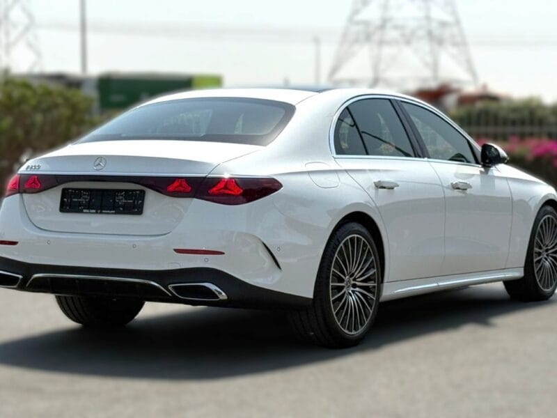 Mercedes-Benz E200 AMG 2026