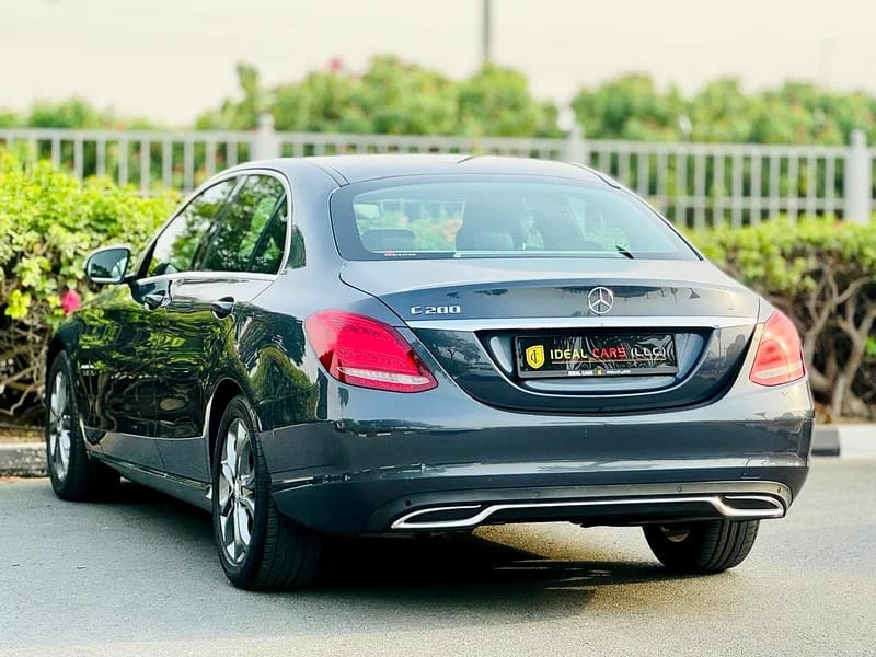 MERCEDES-BENZ C200 AMG 2016