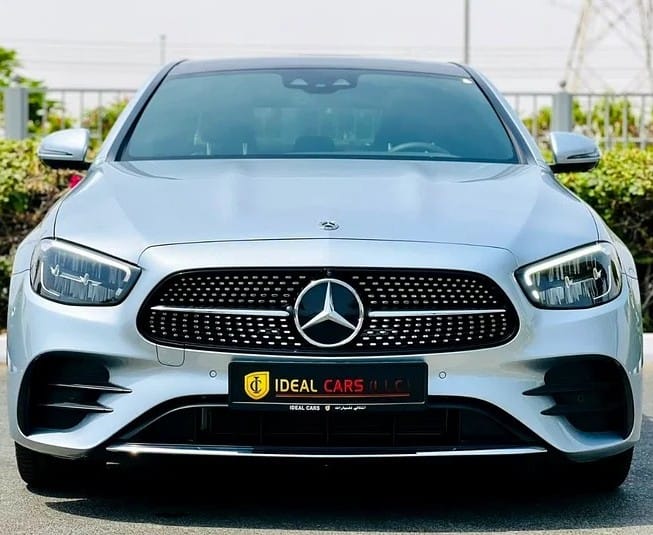 MERCEDES-BENZ E200 2023