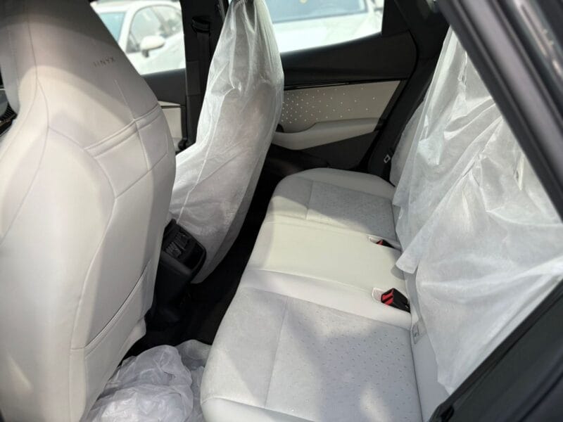 Volkswagen ID Unyx Ultra 2025