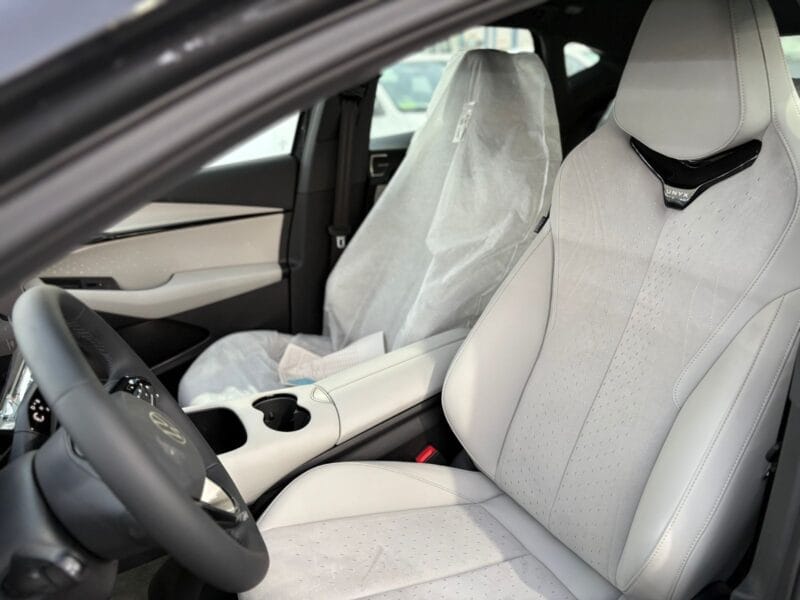 Volkswagen ID Unyx Ultra 2025