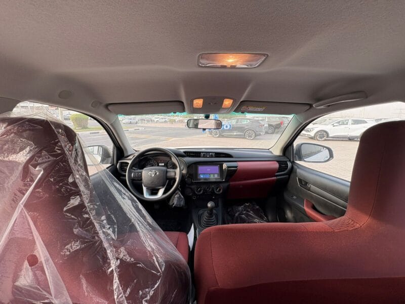 Toyota Hilux 2.0L 2025