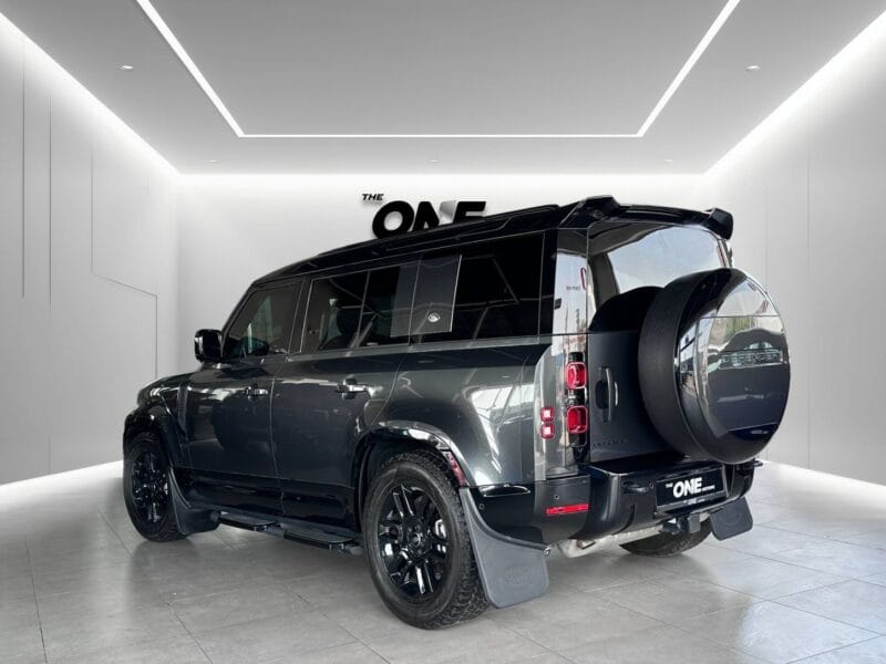 Land Rover DEFENDER 2024