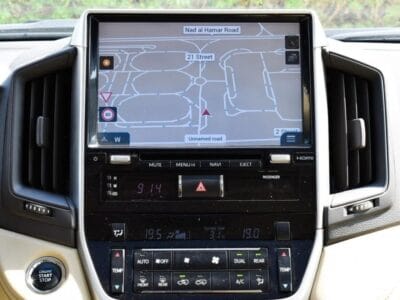 Toyota Land Cruiser Grand Touring 2019