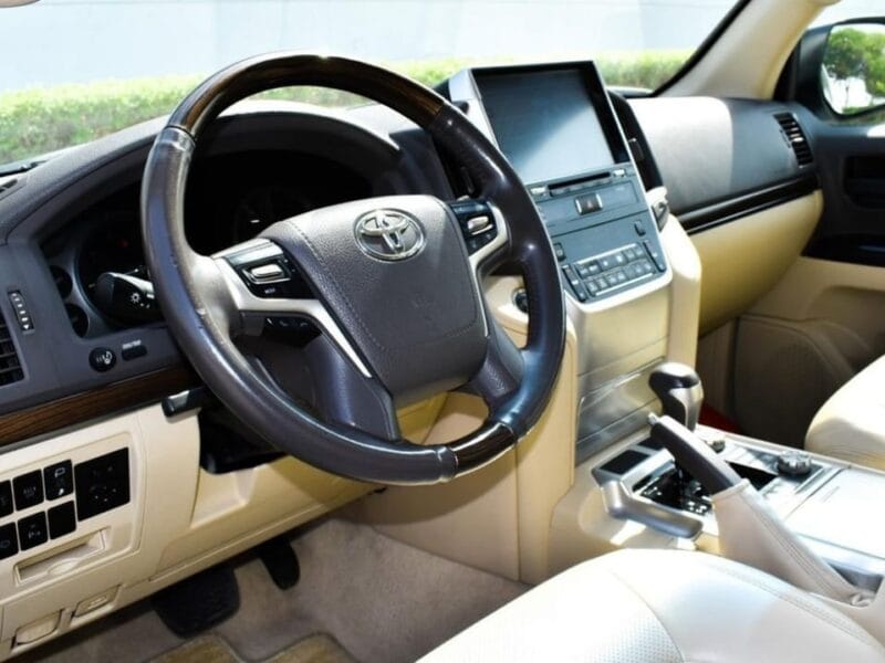 Toyota Land Cruiser Grand Touring 2019