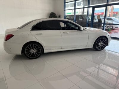 Mercedes-Benz C200 2016
