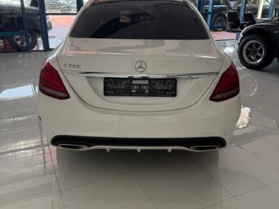 Mercedes-Benz C200 2016