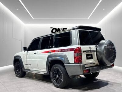 Nissan PATROL SUPER SAFARI