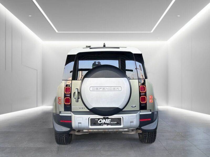 2020 Land Rover DEFENDER SE