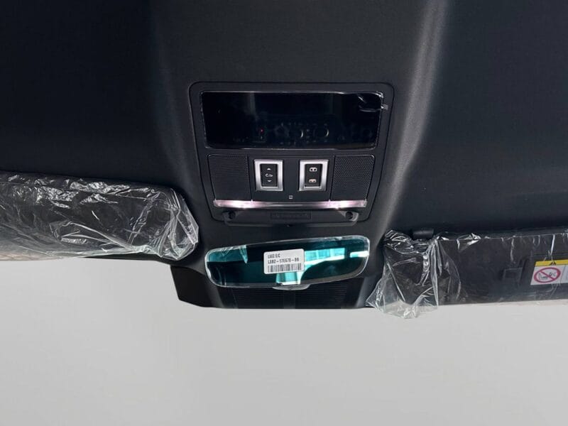 2025 Land Rover DEFENDER X DYNAMIC