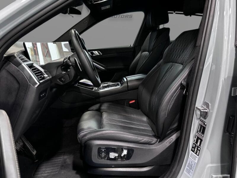 2024 BMW X6 XDrive40i