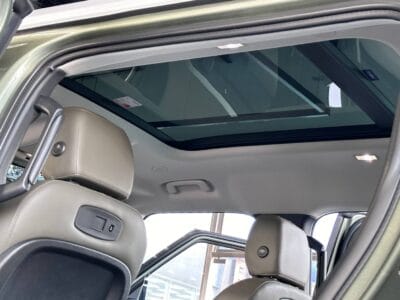 2020 Land Rover DEFENDER SE