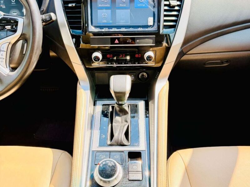 MITSUBISHI MONTERO 3.0L 2021 GCC VERY GOOD CONDITION