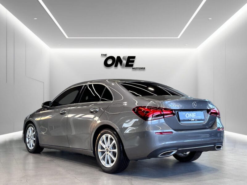 2021 Mercedes-Benz A220