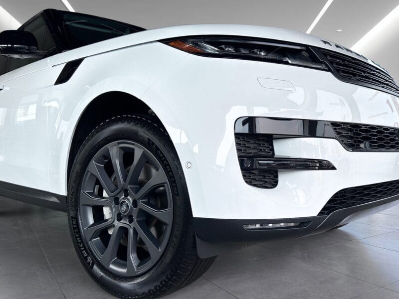 2024 Land Rover Range Rover SPORT SE