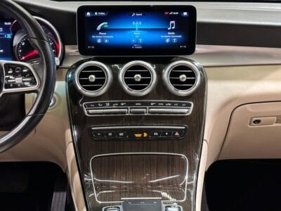 2020 Mercedes-Benz GLC 300