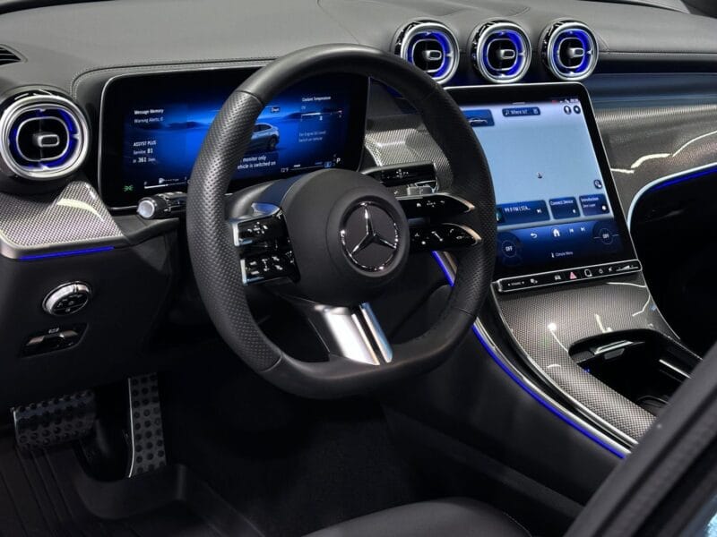 2024 Mercedes-Benz GLC 300