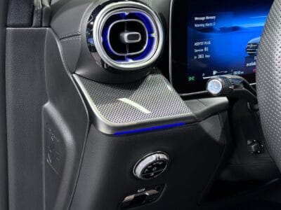 2024 Mercedes-Benz GLC 300