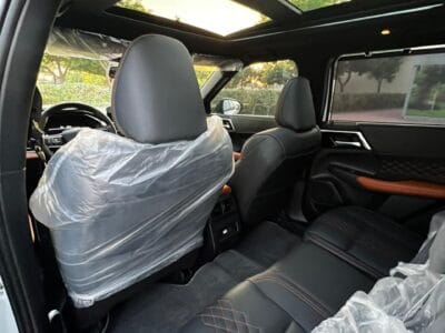 Mitsubishi Outlander 2025 - Under Agency Warranty, Under Service Contract