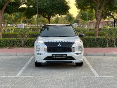 Mitsubishi Outlander 2025 - Under Agency Warranty, Under Service Contract