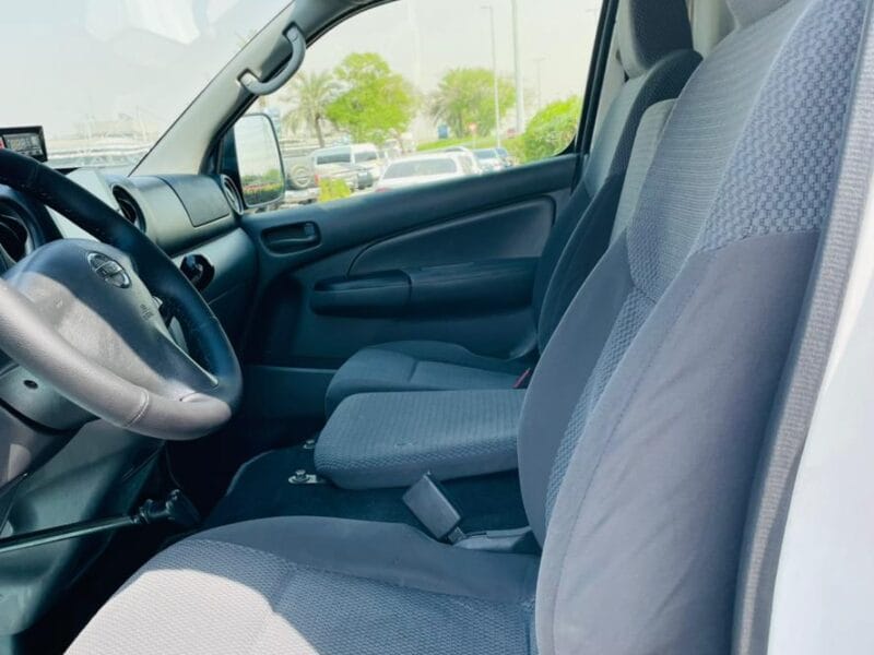 Nissan Kicks SV 2022