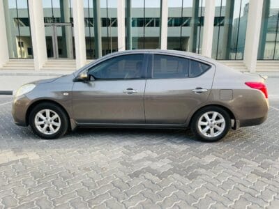 Nissan Sunny SV Full Option 2012