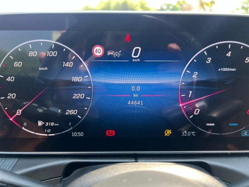 Mercedes-Benz CLE200 AMG 2024 - Under Agency Warranty