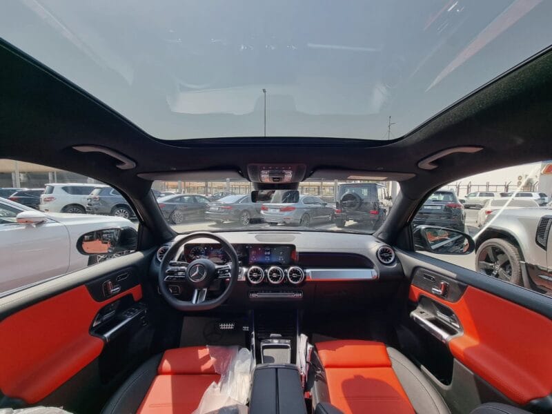 Mercedes-Benz GLB 200 2025 - Under Warranty