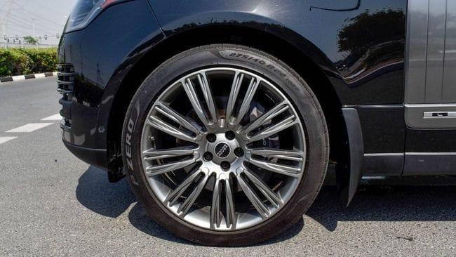 Land Rover Range Rover 5.0 L V8 2019