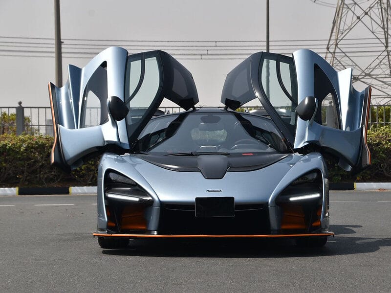 McLaren Senna 2019 track-focused hypercar powered by a 4.0-liter twin-turbo V8 engine delivering 789 horsepower and 800 Nm of torque