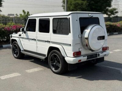 Mercedes-Benz G 63 AMG Std 5.5L 2017 NEAT AND CLEAN LESS KILOMETER