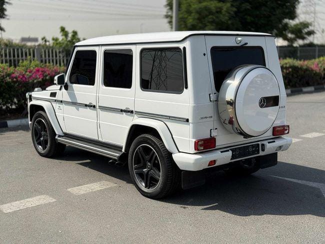 Mercedes-Benz G 63 AMG Std 5.5L 2017 NEAT AND CLEAN LESS KILOMETER