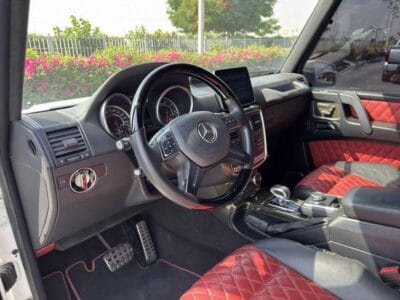 Mercedes-Benz G 63 AMG Std 5.5L 2017 NEAT AND CLEAN LESS KILOMETER