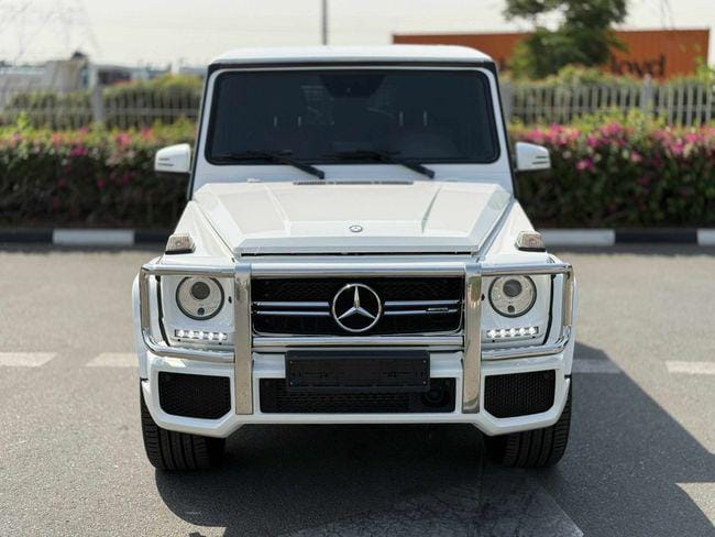 Mercedes-Benz G 63 AMG Std 5.5L 2017 NEAT AND CLEAN LESS KILOMETER