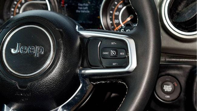 Jeep Wrangler Sahara 2023