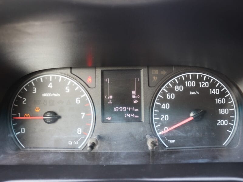 Nissan URVAN Midroof Chiller Van 2020