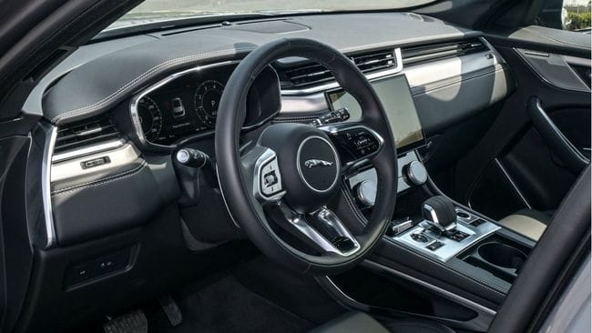 Jaguar F Pace R Dynamic 2024