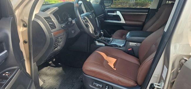 Toyota Land Cruiser VXR 5.7L 4WD 2018 Full Option