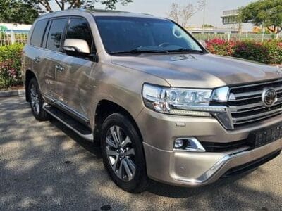 Toyota Land Cruiser VXR 5.7L 4WD 2018 Full Option
