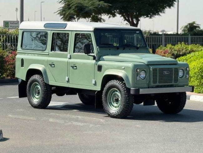 Land Rover Defender 2016