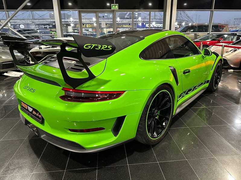 Porsche GT3 RS 2019 high-performance track-focused sports car