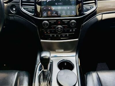 JEEP CHEROKEE 3.6L 2020 GCC Very Good Condition