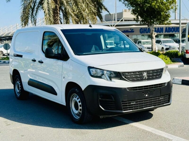 PEUGEOT PARTNER 1.6L 2022 GCC SPECS VERY GOOD CONDITION