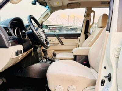 MITSUBISHI PAJERO 3.0L 2022 GCC VERY GOOD CONDITION