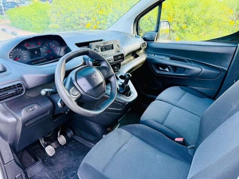 PEUGEOT PARTNER 1.6L 2022 GCC SPECS VERY GOOD CONDITION